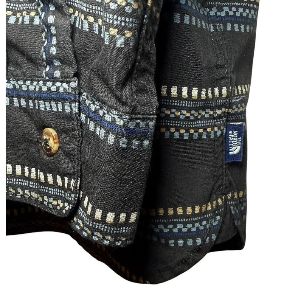 The North Face Mens XXL Black Geometric Striped Long Sleeve Button Down Shirt